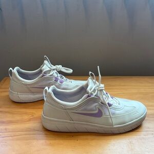 Nike NYJAH sneakers